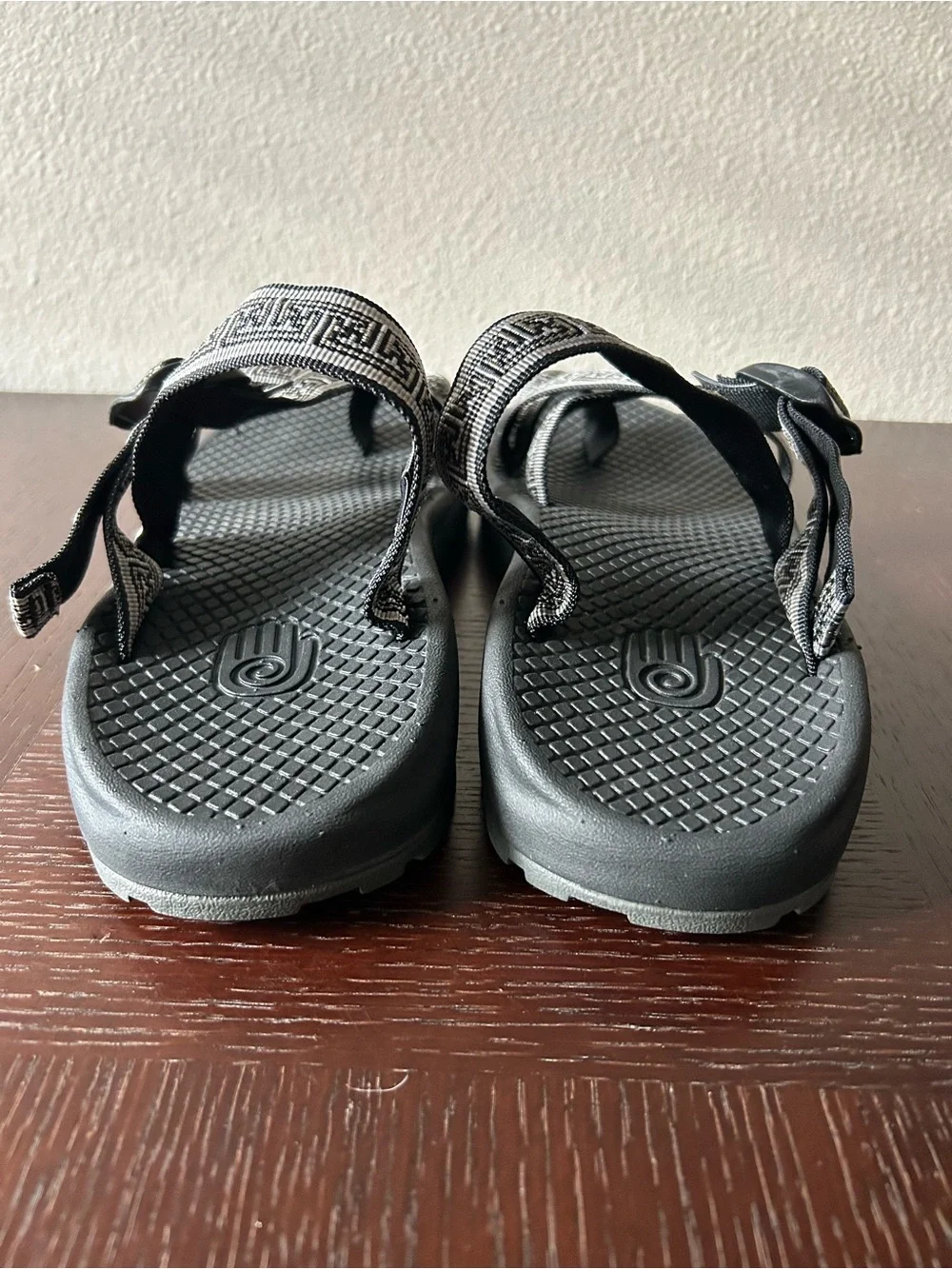 Teva Mens Water River 6782 Aztec Print Toe Loop Hiking Beach Summer Sandals 12